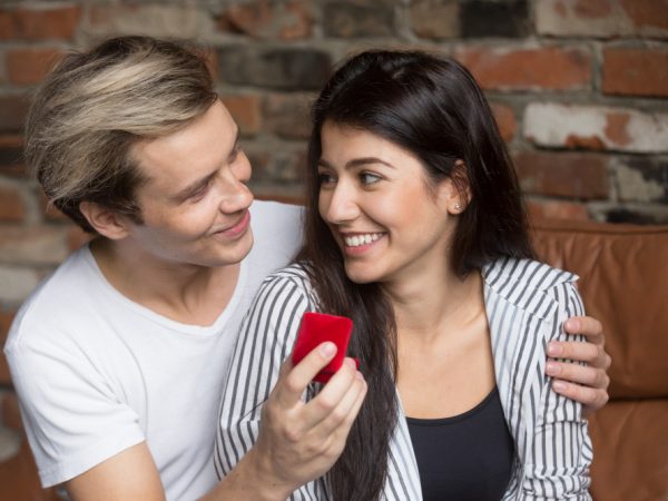 Topluluk Oluşturma Aracı Olarak Chat Platformları